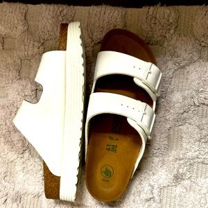Platform Papillio Birkenstocks. EU 41